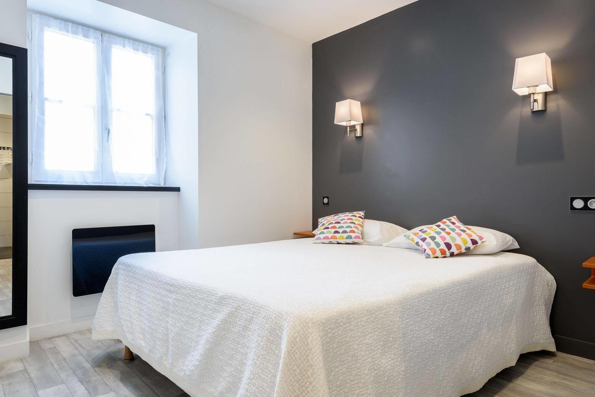 Alfred Hotels Les Halles Біарріц Екстер'єр фото